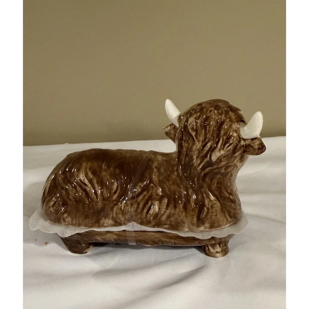 New POTTERS STUDIO Highland Cow Ceramic Butter Dish